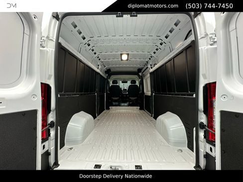Used 2026 RAM ProMaster 2500 w/ Convenience Group image 35