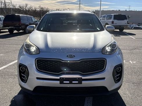 Used 2018 Kia Sportage EX image 26