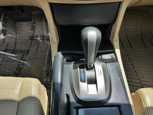 Used 2010 Honda Accord EX-L image 28