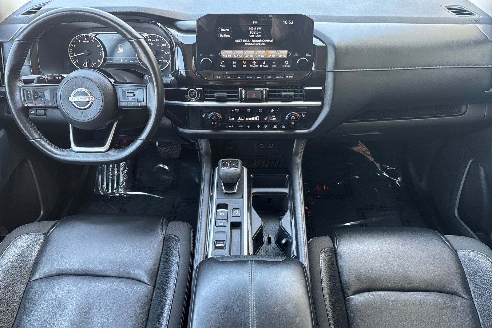 Used 2022 Nissan Pathfinder SL FWD image 16