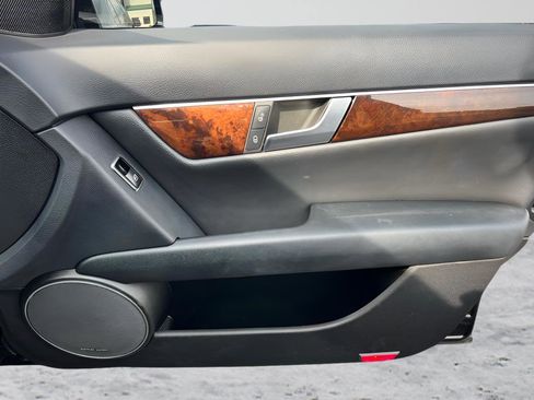 Used 2014 Mercedes-Benz C 250 Sedan image 29