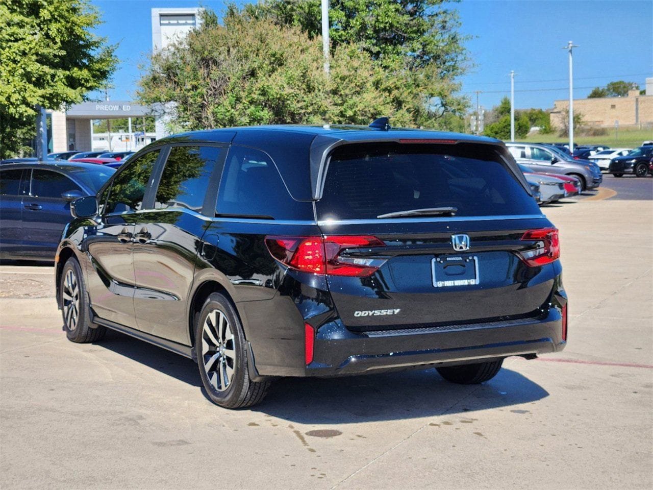 New 2026 Honda Odyssey EX-L image 4