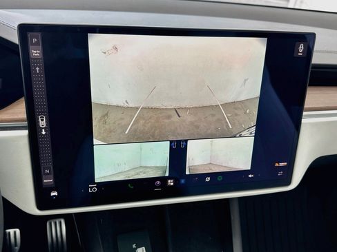 Used 2023 Tesla Model X AWD/4WD image 10