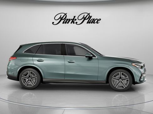 Certified 2026 Mercedes-Benz GLC 300 image 28