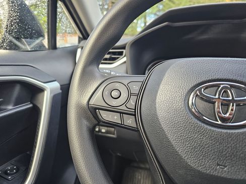 Used 2024 Toyota RAV4 LE image 30