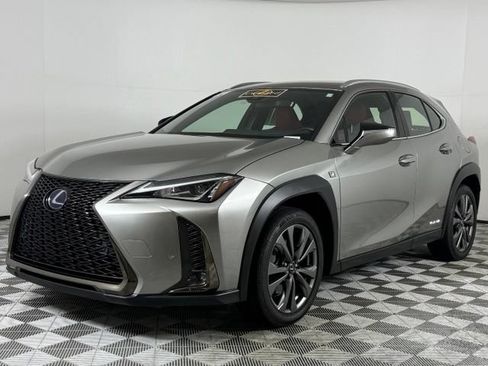 Used 2021 Lexus UX 250h F Sport AWD/4WD image 2