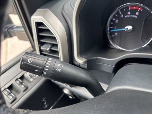 Used 2022 Ford F450 Lariat w/ FX4 Off-Road Package image 33