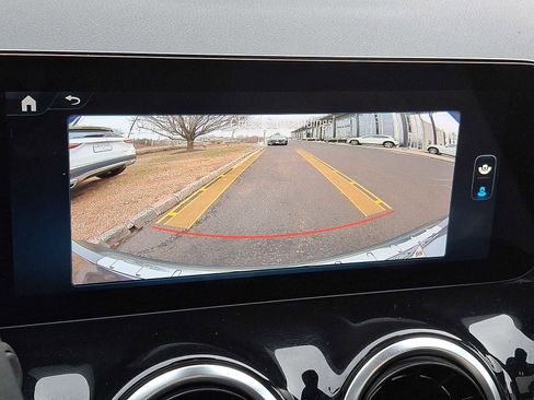 Used 2026 Mercedes-Benz GLA 250 4MATIC image 15