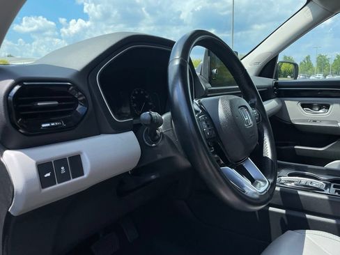 Used 2025 Honda Pilot Touring image 31