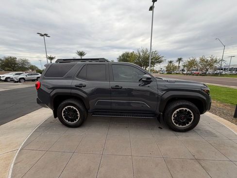 Certified 2025 Toyota 4Runner TRD Off-Road image 4