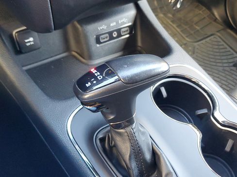Used 2020 Dodge Durango GT image 29