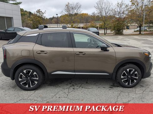 New 2026 Nissan Kicks SV w/ SV Premium Package image 8