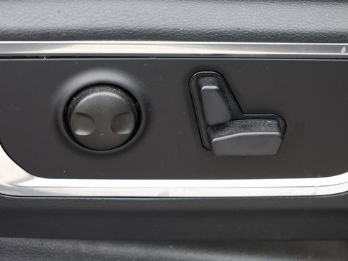 Used 2026 RAM 1500 Laramie image 21