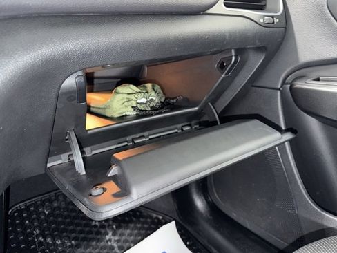 Used 2022 Jeep Cherokee Trailhawk w/ Premium Leather Package image 30