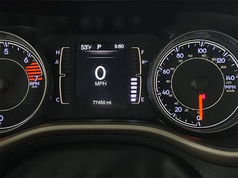 Used 2017 Jeep Cherokee Altitude image 12