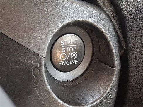 Used 2022 Jeep Renegade Trailhawk image 22