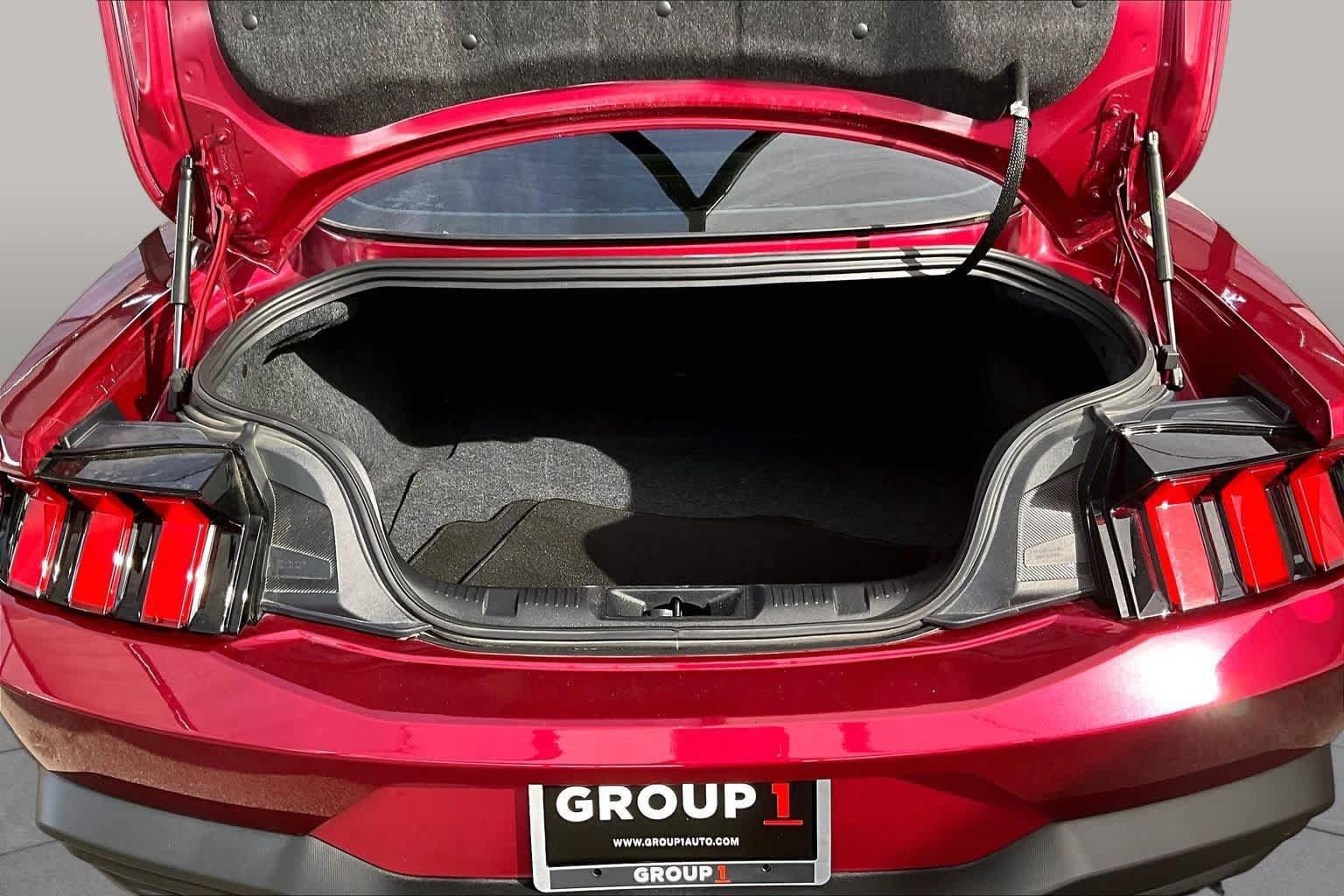Used 2025 Ford Mustang Premium RWD image 35