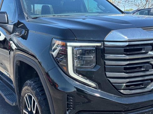 Used 2024 GMC Sierra 1500 AT4 w/ Technology Package AWD/4WD image 10