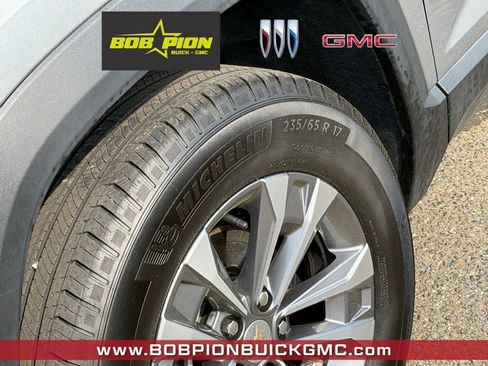 Used 2025 Chevrolet Equinox LT AWD/4WD image 6