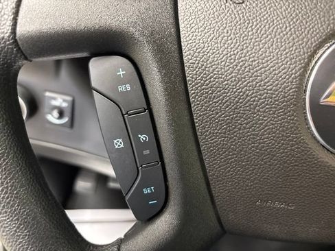Used 2025 Chevrolet Express 2500 LT w/ LT Preferred Equipment Group RWD image 27