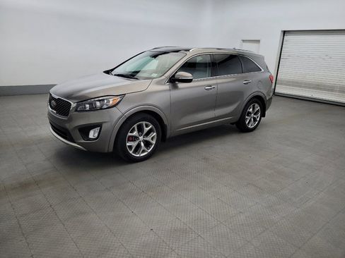 Used 2018 Kia Sorento SX FWD image 2