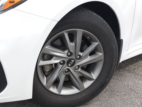 Used 2019 Kia Optima LX FWD image 6