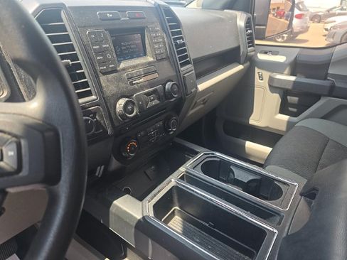 Used 2016 Ford F150 XL w/ Equipment Group 101A Mid RWD image 5