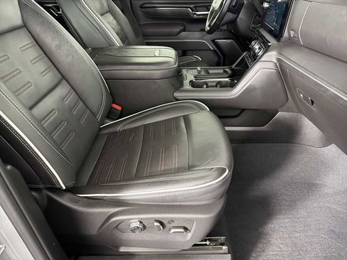 Certified 2024 GMC Sierra 2500 AT4X w/ AT4X AEV Edition image 12