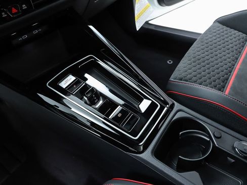 New 2026 Volkswagen GTI SE FWD image 24