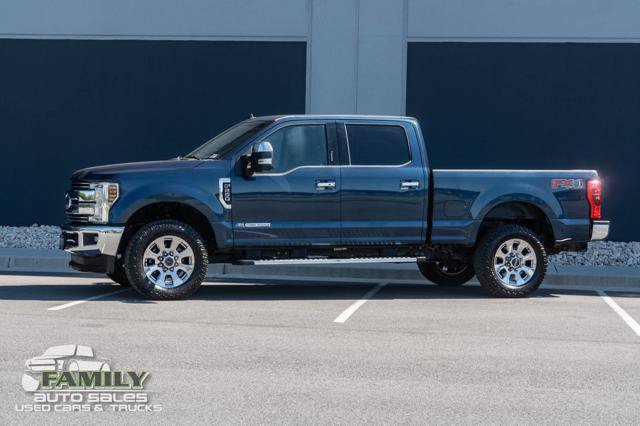 Used 2019 Ford F250 Lariat w/ Lariat Ultimate Package AWD/4WD image 3