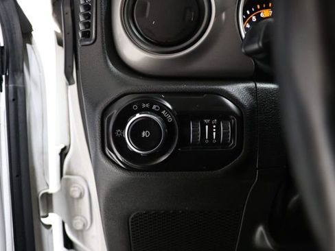 Used 2021 Jeep Wrangler Unlimited Sport image 20