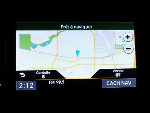 Used 2018 Jeep Wrangler Unlimited Sahara w/ Connectivity Group image 17