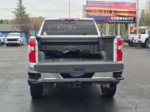 Certified 2021 Chevrolet Silverado 3500 LTZ w/ LTZ Premium Package image 9