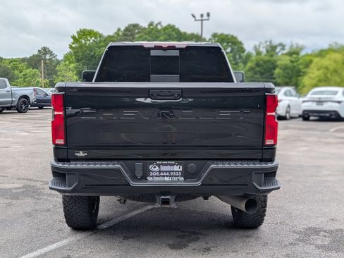 Used 2025 Chevrolet Silverado 2500 LT w/ Trail Boss Package AWD/4WD image 8