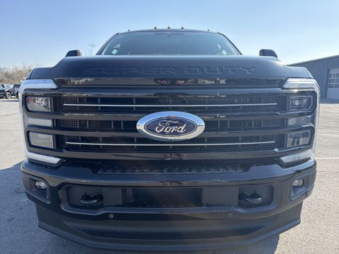 New 2026 Ford F250 Platinum AWD/4WD image 9