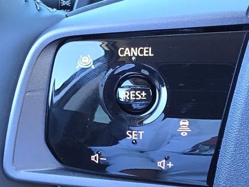 New 2026 Nissan Murano SV image 16