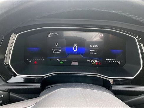 Used 2024 Volkswagen Jetta SE image 13