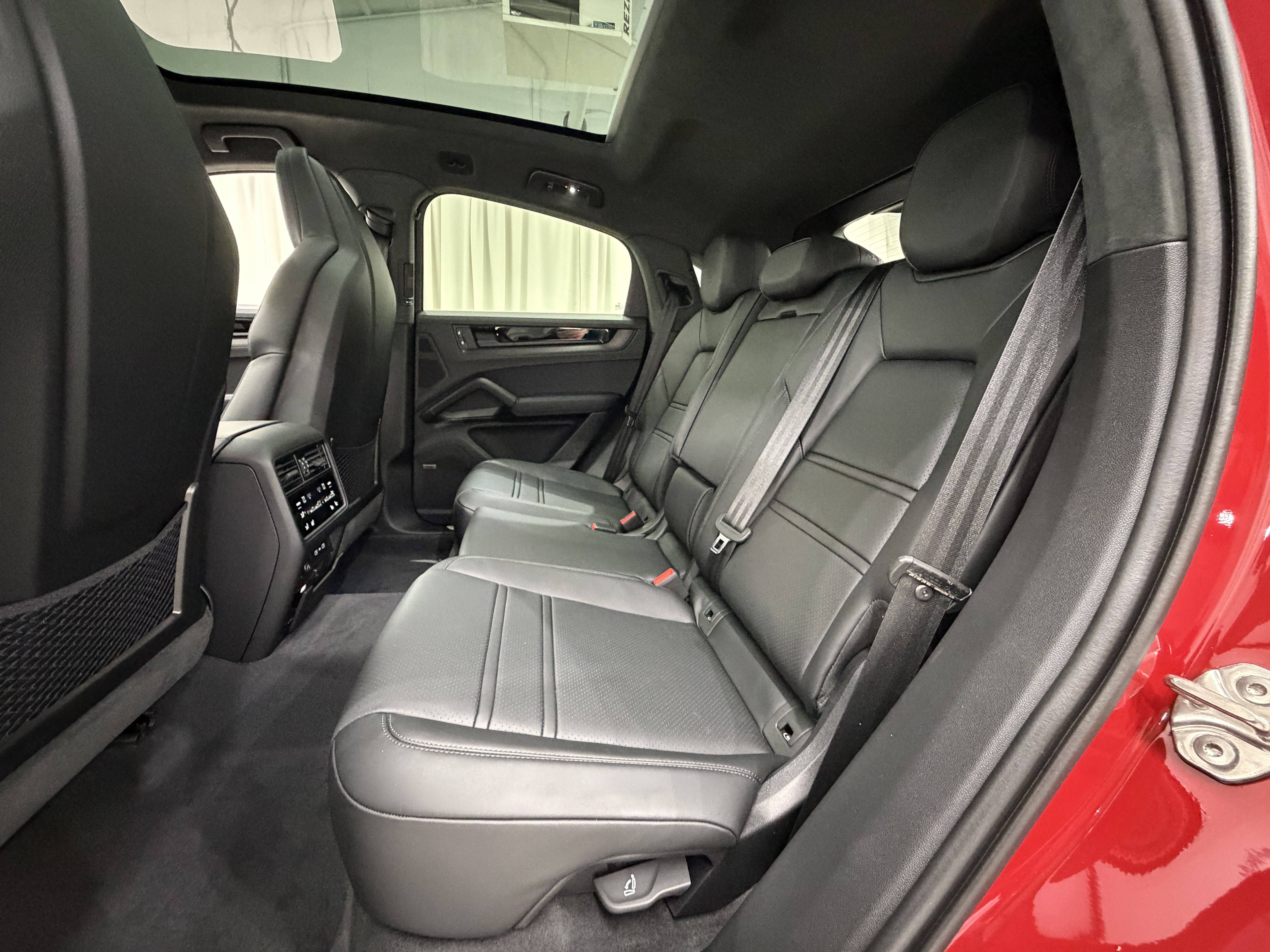 New 2026 Porsche Cayenne GTS AWD/4WD image 21