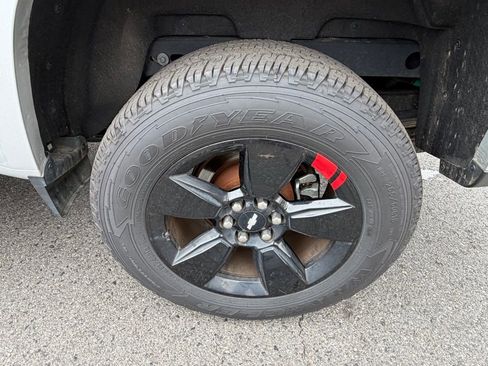 Used 2020 Chevrolet Colorado LT w/ Redline Special Edition image 14