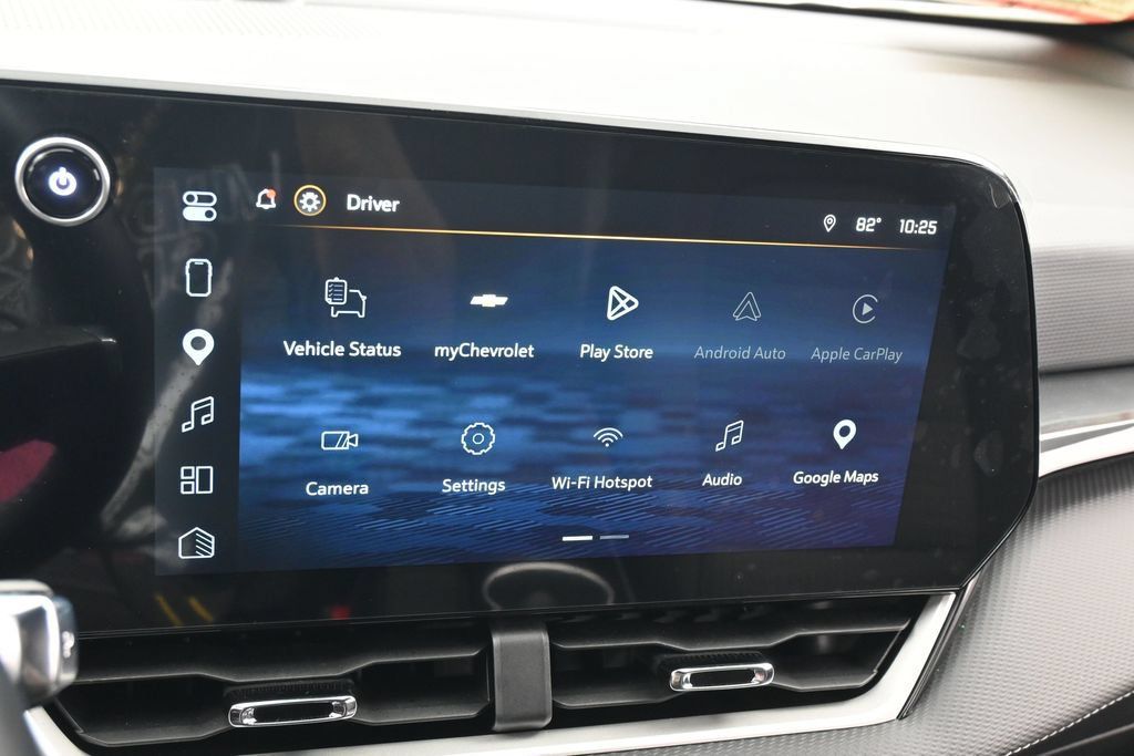 Used 2026 Chevrolet Equinox LT FWD image 19