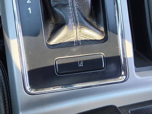 Used 2015 Ford F150 Lariat w/ Equipment Group 502A Luxury AWD/4WD image 37