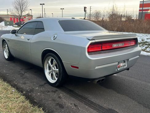 Used 2012 Dodge Challenger R/T image 7