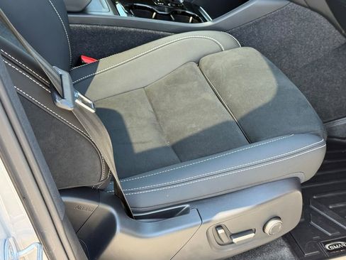 Certified 2023 Volvo C40 P8 Recharge Plus AWD/4WD image 13