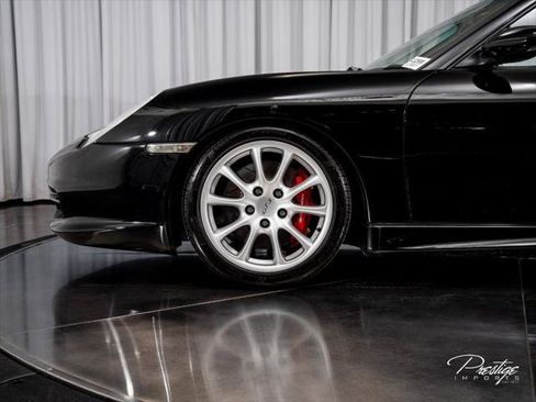 Used 2004 Porsche 911 GT3 RWD image 7