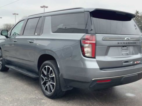 Certified 2022 Chevrolet Suburban RST w/ Luxury Package image 4
