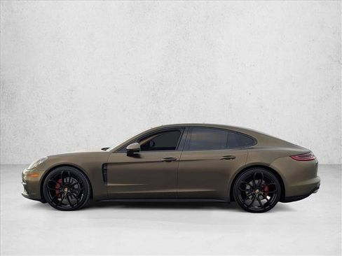 Used 2018 Porsche Panamera 4 image 9