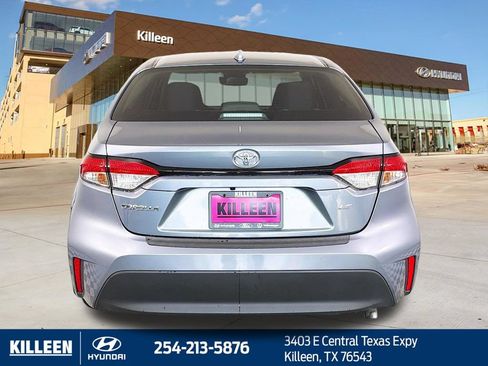 Used 2023 Toyota Corolla LE FWD image 7
