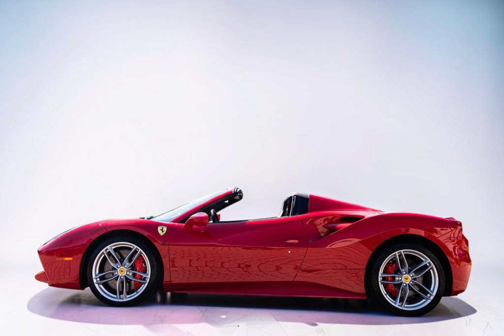 Certified 2019 Ferrari 488 Spider RWD image 9
