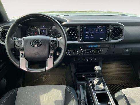 Used 2023 Toyota Tacoma TRD Off-Road w/ Technology Package image 12