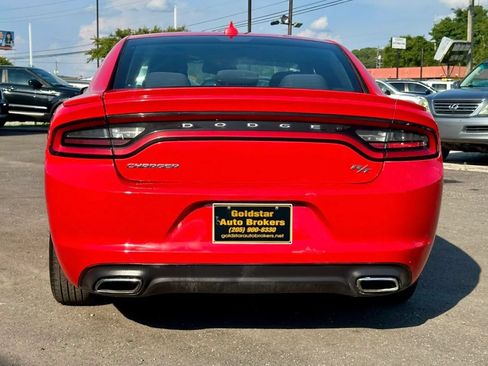 Used 2017 Dodge Charger R/T RWD image 4